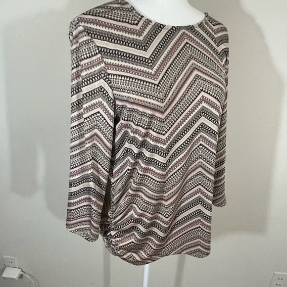Travelers by Chico’s sz sz 1 top knit zigzag print - Picture 1 of 12